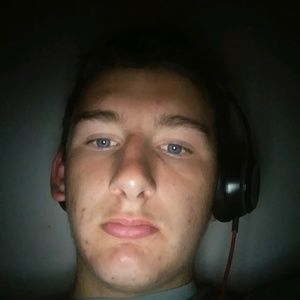 Meet your Posher, Brady